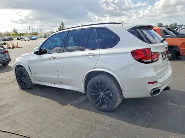5UXKR2C35H0X05774 2017 BMW X5 - Image 2