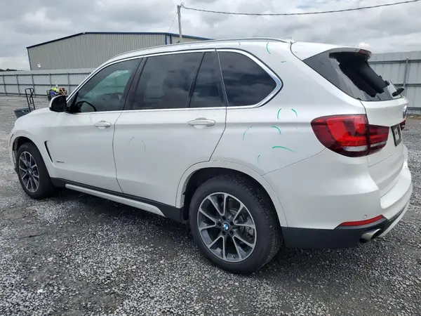 5UXKR2C36H0U21845 2017 BMW X5 - Image 2