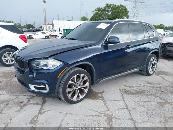 5UXKR2C36H0U22140 2017 BMW X5 - Image 2