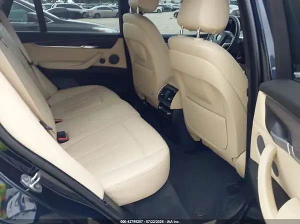 5UXKR2C36H0U22140 2017 BMW X5 - Image 8