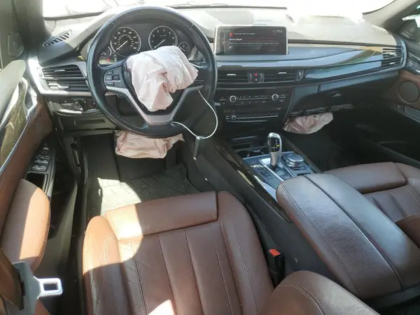 5UXKR2C36H0U22204 2017 BMW X5 - Image 8
