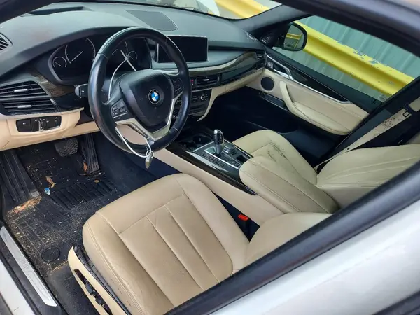 5UXKR2C36H0U23286 2017 BMW X5 - Image 8