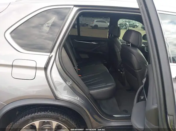 5UXKR2C36H0X03676 2017 BMW X5 - Image 8