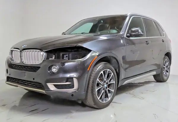 5UXKR2C36H0X07436 2017 BMW X5 - Image 2