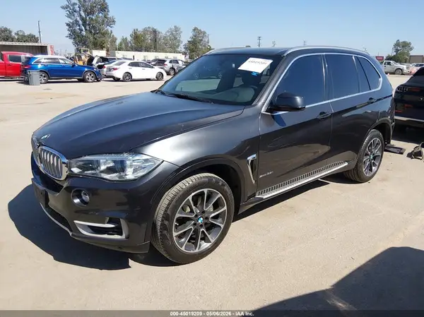 5UXKR2C37H0U22177 2017 BMW X5 - Image 2