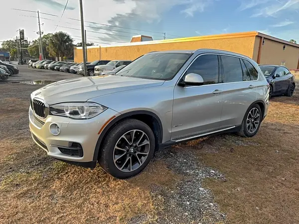 5UXKR2C37H0W43889 2017 BMW X5 - Image 2