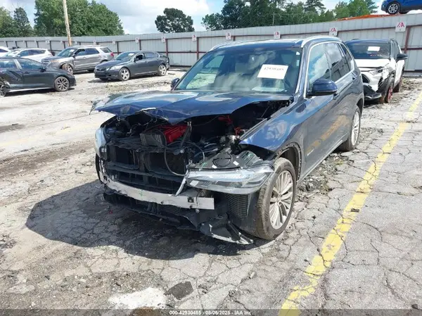 5UXKR2C38H0X04425 2017 BMW X5 - Image 2