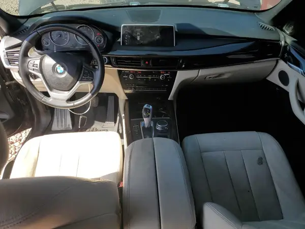 5UXKR2C38H0X06594 2017 BMW X5 - Image 8