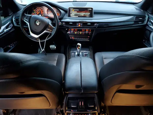 5UXKR2C38H0X06675 2017 BMW X5 - Image 8