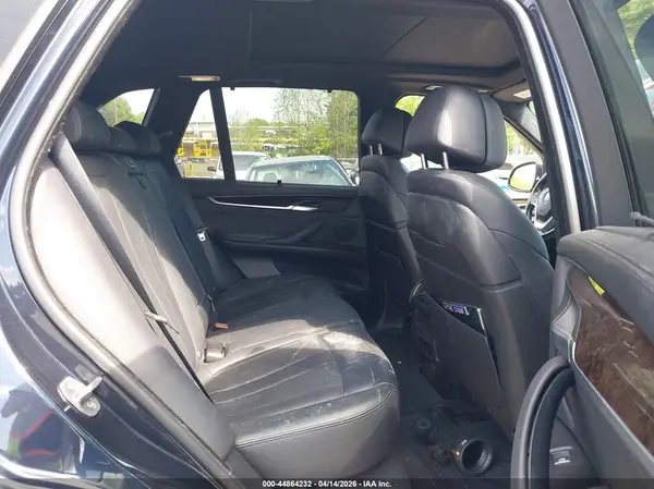 5UXKR2C39H0U21838 2017 BMW X5 - Image 8