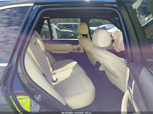 5UXKR2C39H0W43862 2017 BMW X5 - Image 8