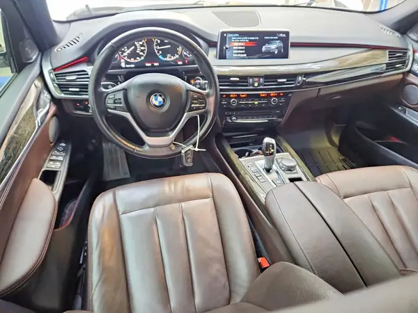 5UXKR2C39H0X04885 2017 BMW X5 - Image 8