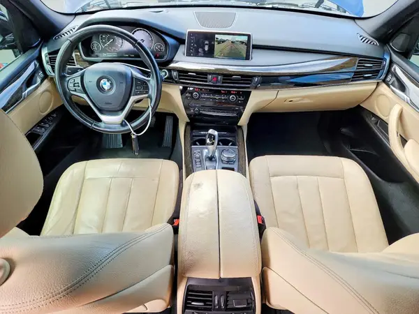 5UXKR2C39H0X05678 2017 BMW X5 - Image 8