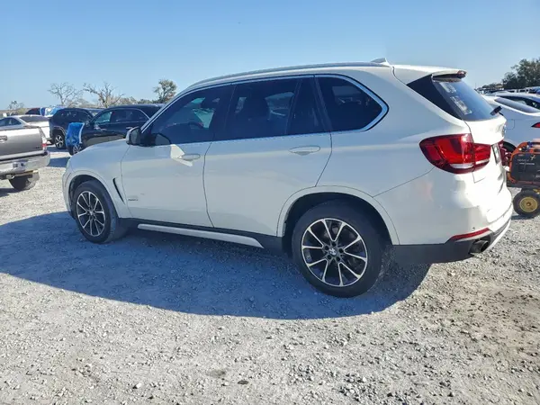 5UXKR2C3XH0W44051 2017 BMW X5 - Image 2