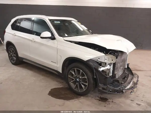 5UXKR2C3XH0X03647 2017 BMW X5 - Image 1