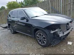 5UXKR2C3XH0X04443 2017 BMW X5