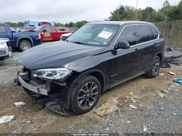 5UXKR2C3XH0X04443 2017 BMW X5 - Image 2