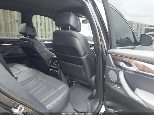 5UXKR2C3XH0X04443 2017 BMW X5 - Image 8