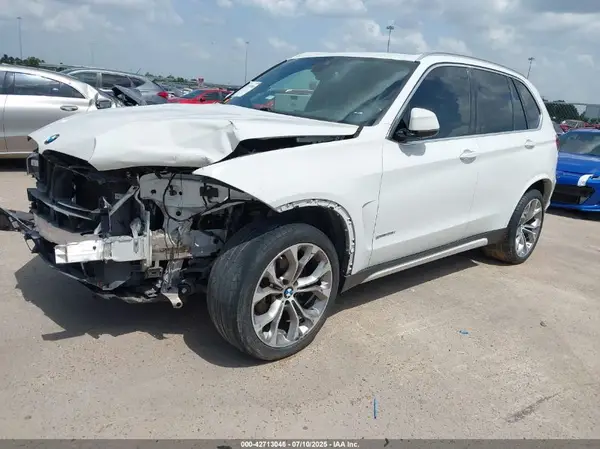 5UXKR2C3XH0X05298 2017 BMW X5 - Image 2