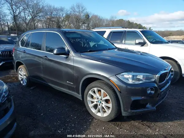 5UXKR2C50G0R70005 2016 BMW X5 - Image 1