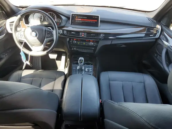 5UXKR2C50J0X09805 2018 BMW X5 - Image 8