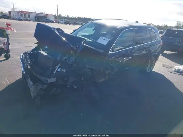5UXKR2C50J0Z15531 2018 BMW X5 - Image 2