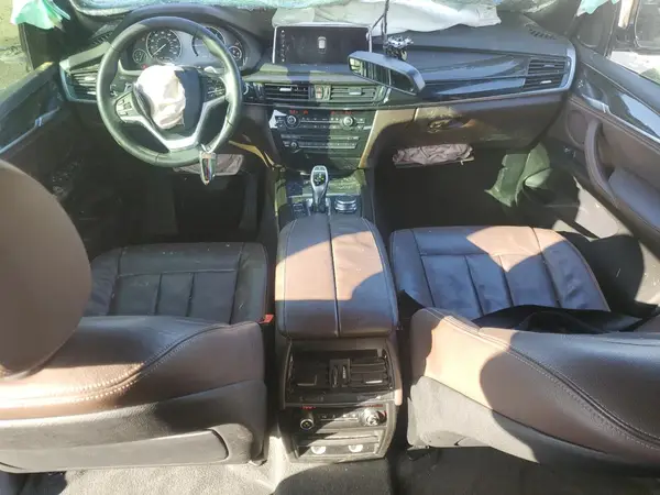 5UXKR2C50J0Z16467 2018 BMW X5 - Image 8