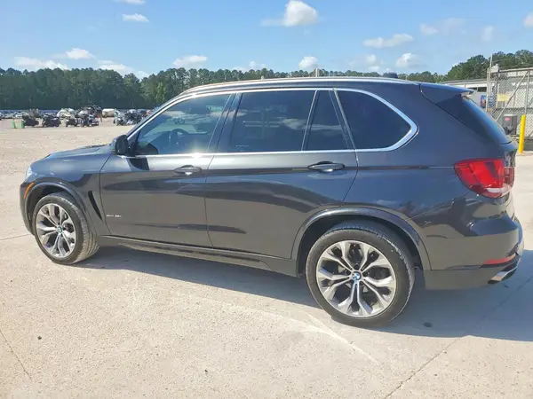 5UXKR2C50J0Z20003 2018 BMW X5 - Image 2