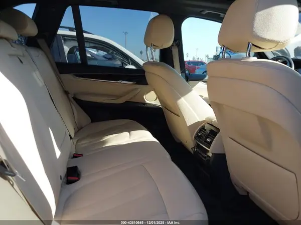 5UXKR2C50J0Z21734 2018 BMW X5 - Image 8