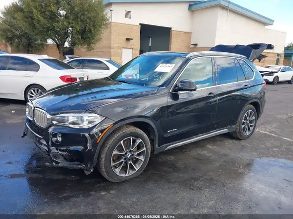 5UXKR2C50J0Z22527 2018 BMW X5 - Image 2
