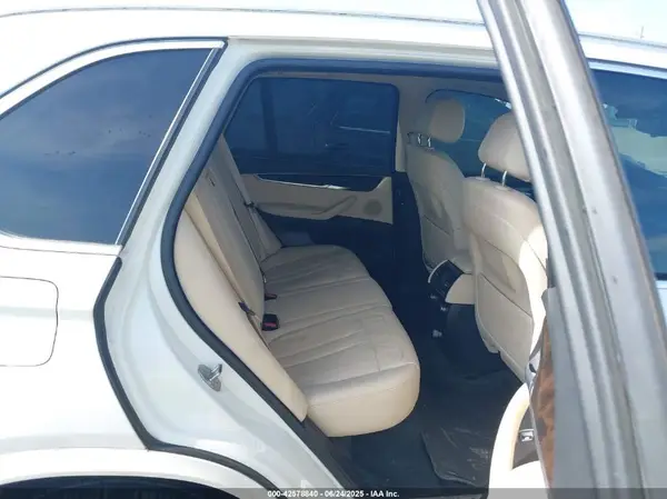 5UXKR2C51G0842212 2016 BMW X5 - Image 8
