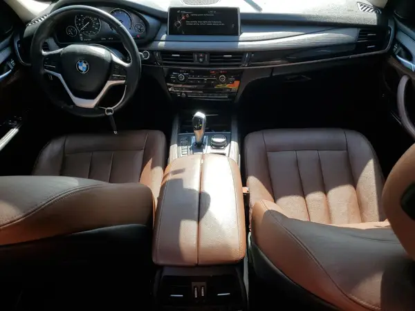 5UXKR2C51G0R69946 2016 BMW X5 - Image 8