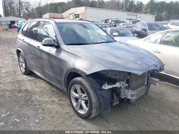 5UXKR2C51G0U17086 2016 BMW X5 - Image 1