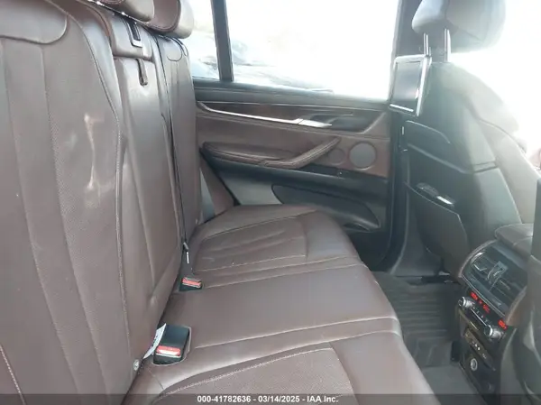 5UXKR2C51G0U17086 2016 BMW X5 - Image 8