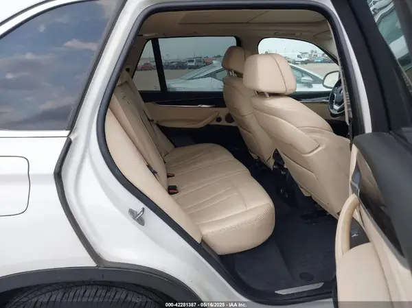 5UXKR2C51G0U17590 2016 BMW X5 - Image 8