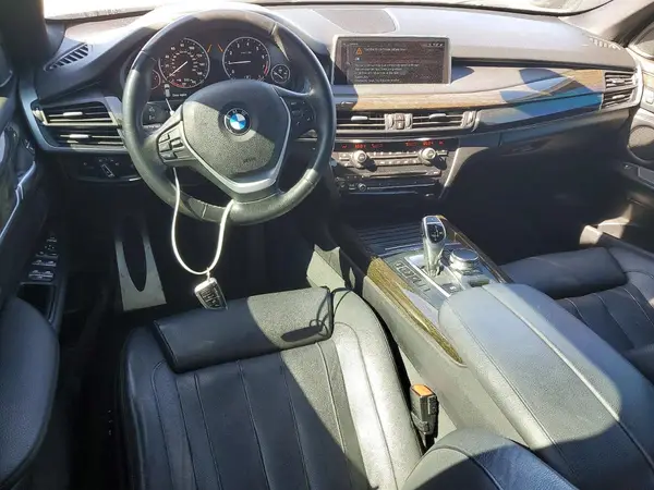 5UXKR2C51H0U18840 2017 BMW X5 - Image 8
