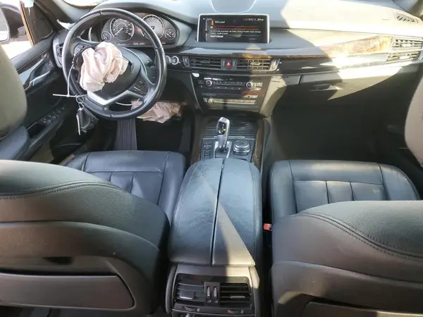 5UXKR2C51H0U19230 2017 BMW X5 - Image 8