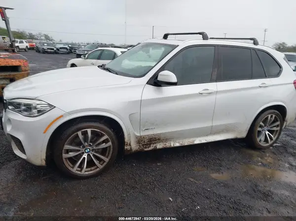 5UXKR2C51J0X10736 2018 BMW X5 - Image 2