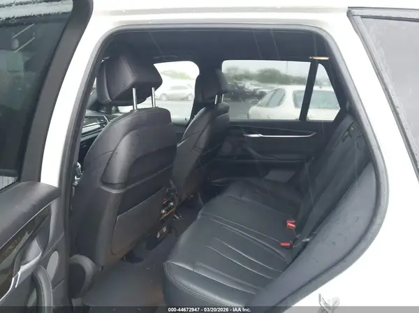 5UXKR2C51J0X10736 2018 BMW X5 - Image 8