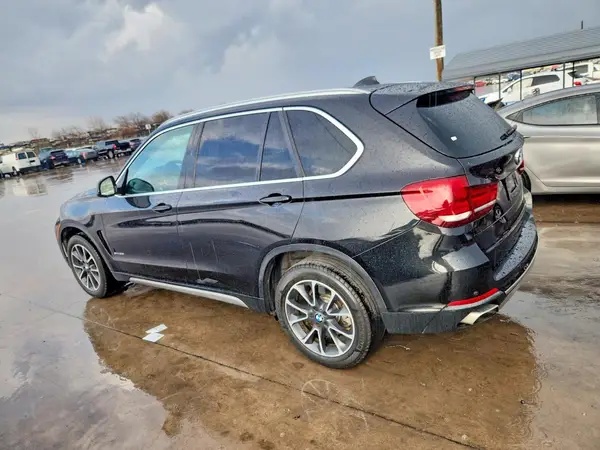 5UXKR2C51J0Z15537 2018 BMW X5 - Image 2