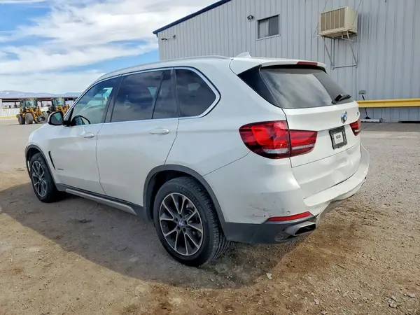 5UXKR2C51J0Z15697 2018 BMW X5 - Image 2