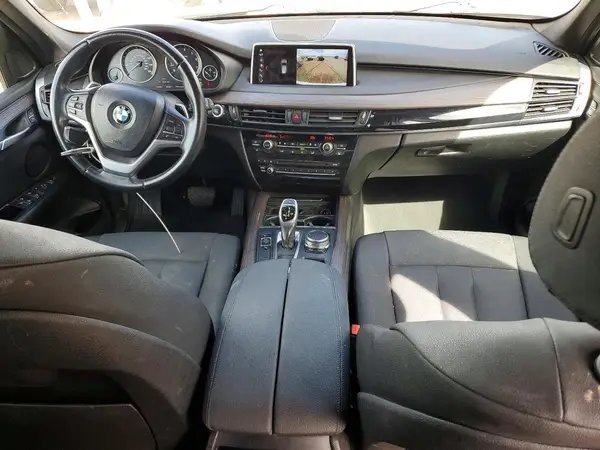 5UXKR2C51J0Z15697 2018 BMW X5 - Image 8