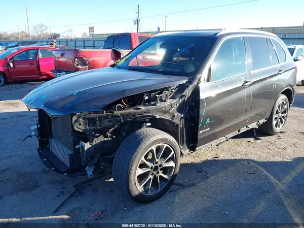 5UXKR2C51J0Z19359 2018 BMW X5 - Image 2