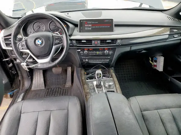 5UXKR2C51J0Z20401 2018 BMW X5 - Image 8