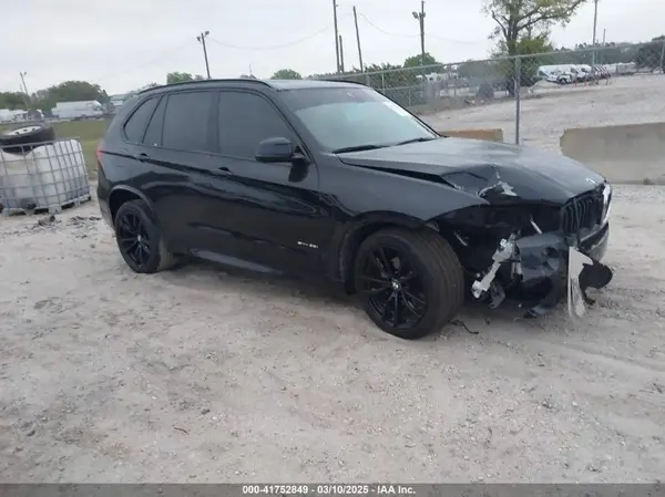5UXKR2C51J0Z20768 2018 BMW X5 - Image 1
