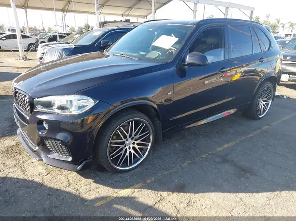 5UXKR2C51J0Z20821 2018 BMW X5 - Image 2