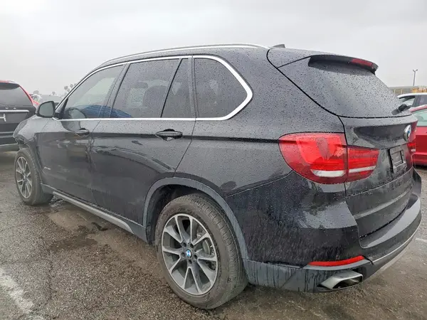 5UXKR2C51J0Z22133 2018 BMW X5 - Image 2