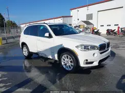 5UXKR2C52G0R68627 2016 BMW X5