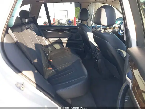 5UXKR2C52G0R68627 2016 BMW X5 - Image 8