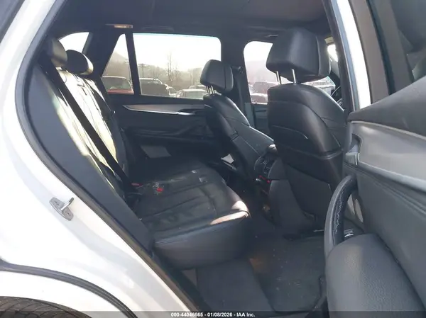 5UXKR2C52G0R69616 2016 BMW X5 - Image 8